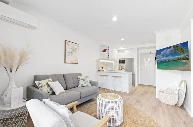 203/1-8 Paradise Island, QLD 4217