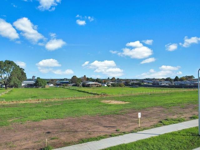 11/25 Clothier Crescent, VIC 3875