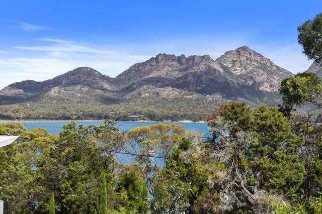 11 Esplanade East, TAS 7215