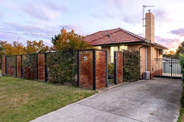 4 MacDonald Street, VIC 3350