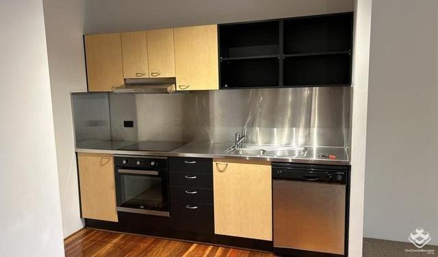 ID:21153767/139 Commercial Road, QLD 4005