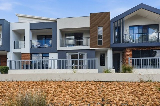 15 Montague Gra, WA 6055