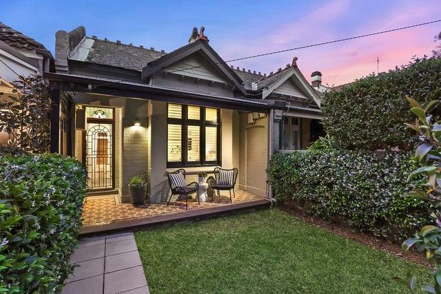 32 Pine Street, NSW 2095