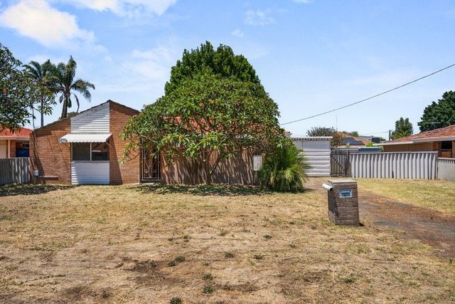 61 Hackett  Street, WA 6210