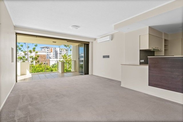 9/62 Riverwalk Avenue, QLD 4226