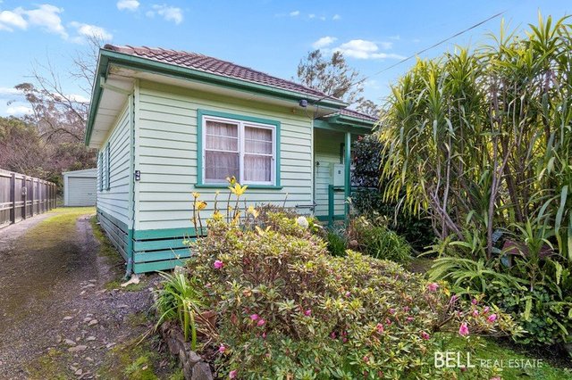 4 Ronald Grove, VIC 3799