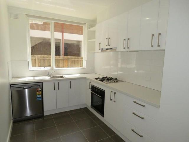 2/22 Hughenden Road, VIC 3183