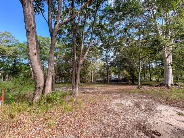 32 Villa Wood Rd, QLD 4184