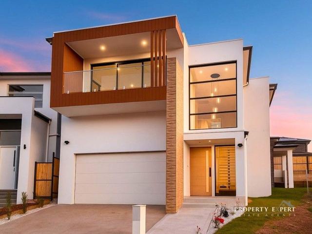 52 Rainforest Street (Rouse Hill Heights), NSW 2765