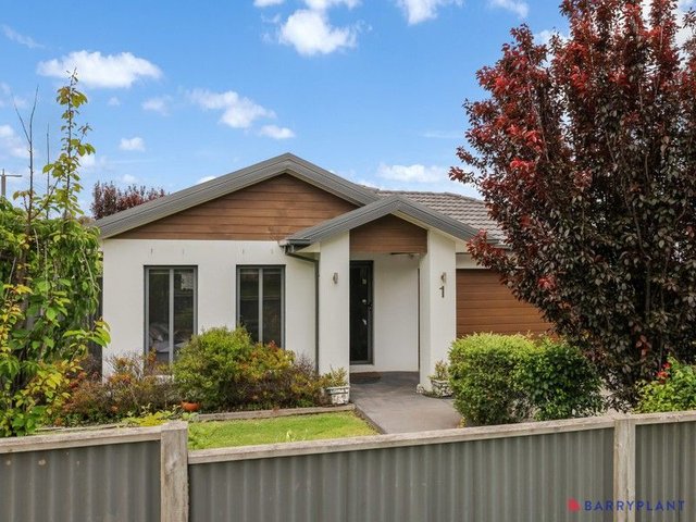 1 Gemma  Street, VIC 3922