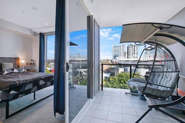 702/95 Linton Street, QLD 4169