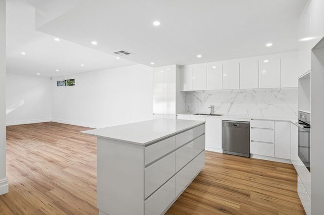 75 Woolwich Street, WA 6007