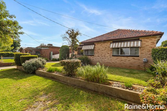 11 Marama Parade, NSW 2650