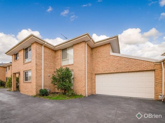 2/1 Minett Court, VIC 3805