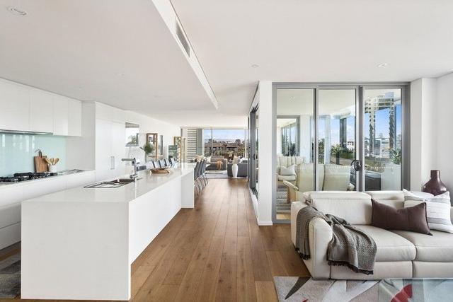 6/11 Blacket Street, NSW 2500