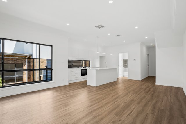 9 Saturn Crescent, NSW 2529