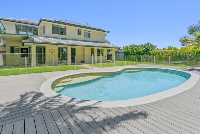 23 Peter Senior Court, QLD 4214