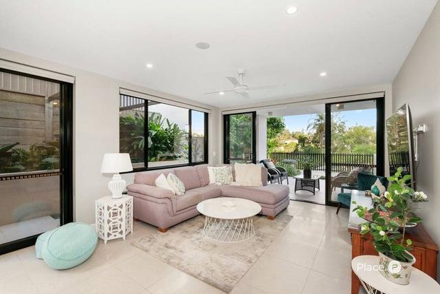 2/23 Oxford Terrace, QLD 4068