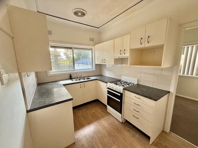 1 Fullerton Crescent, NSW 2210