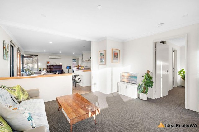 29 Waitch Loop, WA 6164