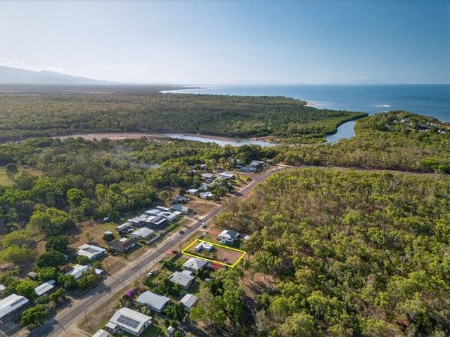 225 Balgal Beach Road, QLD 4816