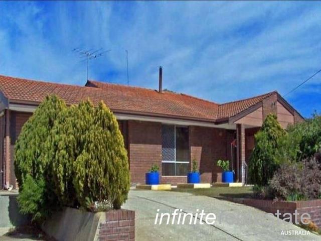 42 St Ives Drive, WA 6035