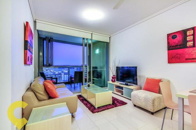 21706/8 Harbour Road, QLD 4007