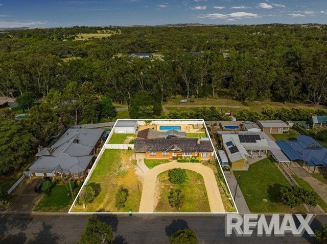 7 Rowe Street, NSW 2650