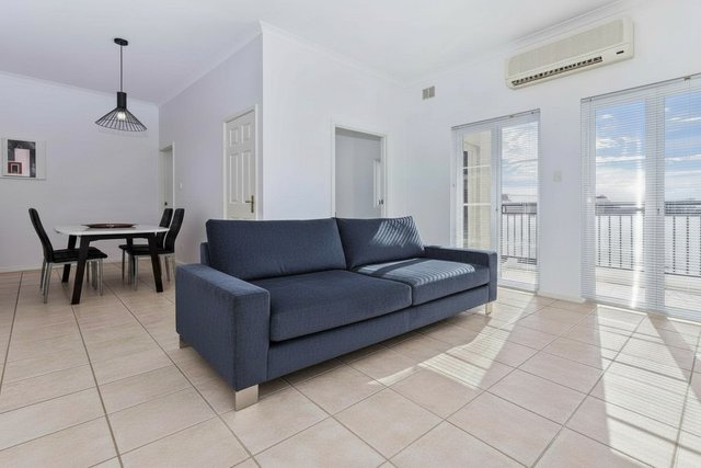 44/2 Mayfair St, WA 6005