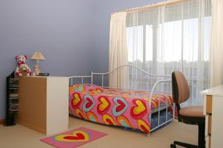 Bedroom (2006-11-25)