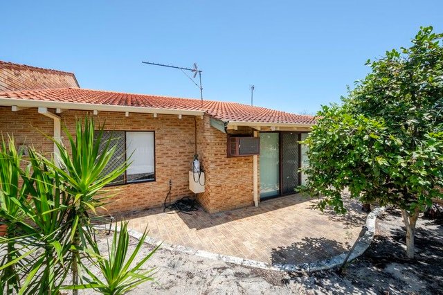 2/30 Mary Street, WA 6152