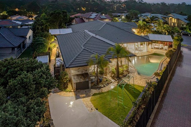 19 Gamma Place, QLD 4035