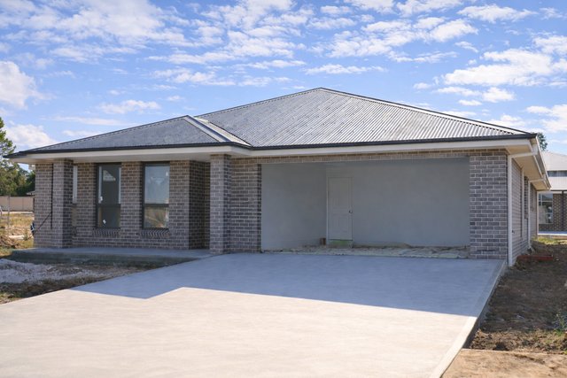 18 Jardine Drive, NSW 2795