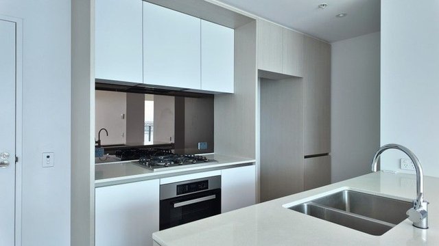 506/915 Collins Street, VIC 3008