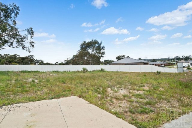 11 Richards Court, VIC 3363