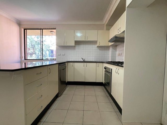 21/9-13 Beresford Road, NSW 2135