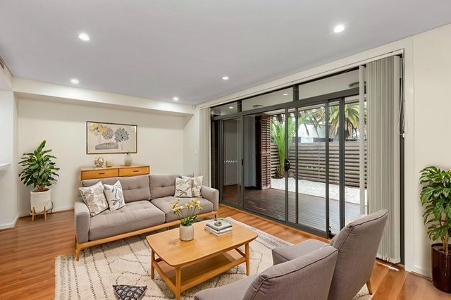 14/9-19 Myrtle Street, NSW 2019