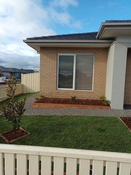 9 Dandelion Cres, VIC 3335