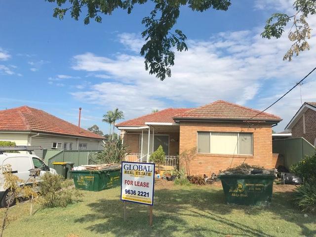 4 Sturdee St, NSW 2145