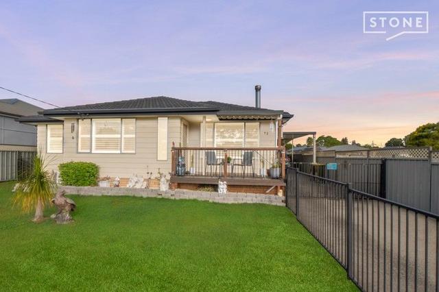 72 Deakin  Street, NSW 2327