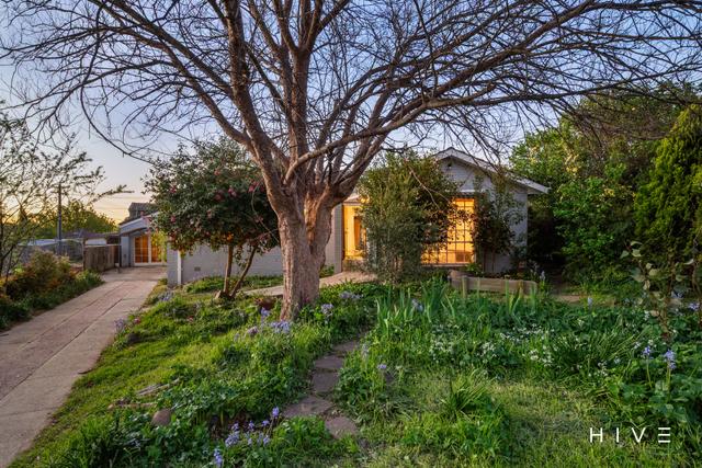 10 Mills Place, ACT 2602