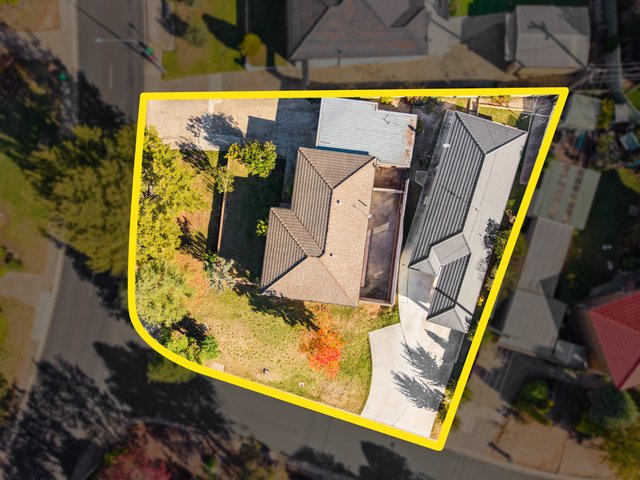 18 Clive Steele Avenue, ACT 2904