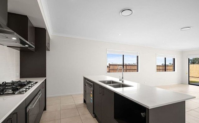 17 Cosmos Place, QLD 4280