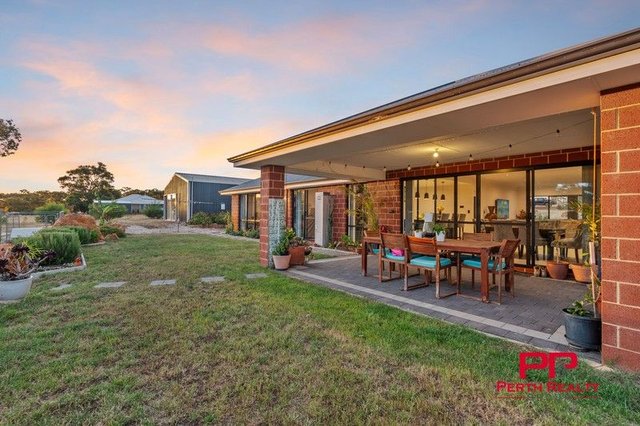 6 Sellick Drive, WA 6560