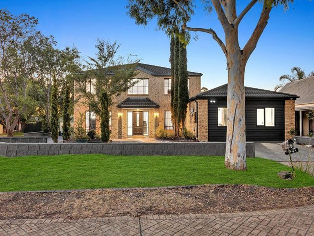 35 Banyalla Drive, VIC 3977