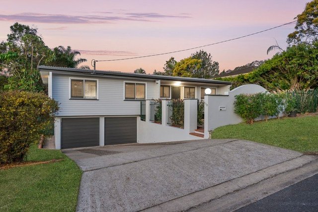 112 Clough Street, QLD 4122