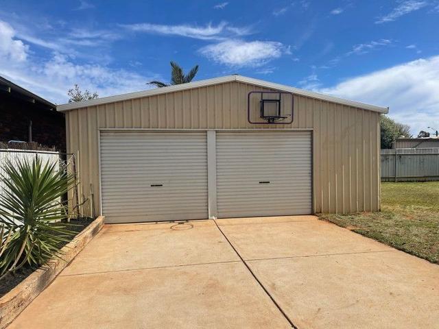 5 Jones Place, WA 6432