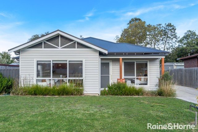 1/69 Mahoneys Road, VIC 3431