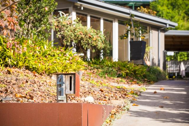 41 Berrambool Drive, NSW 2548
