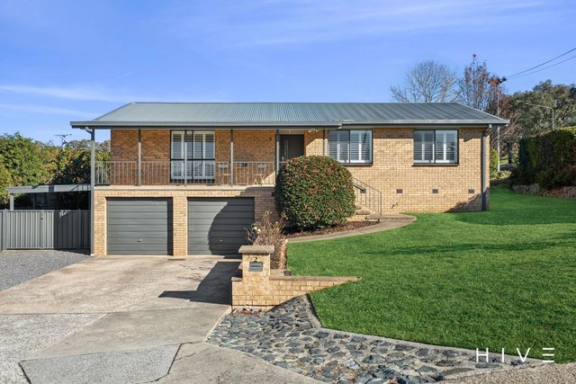 2 Cawthorn Crescent, ACT 2617
